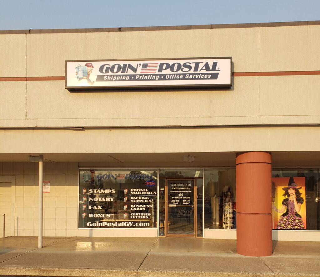 Photo of Goin' Postal's storefront in Roseburg, OR